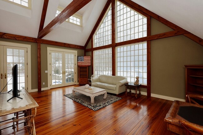 Photo - 369 Ethan Allen Hwy