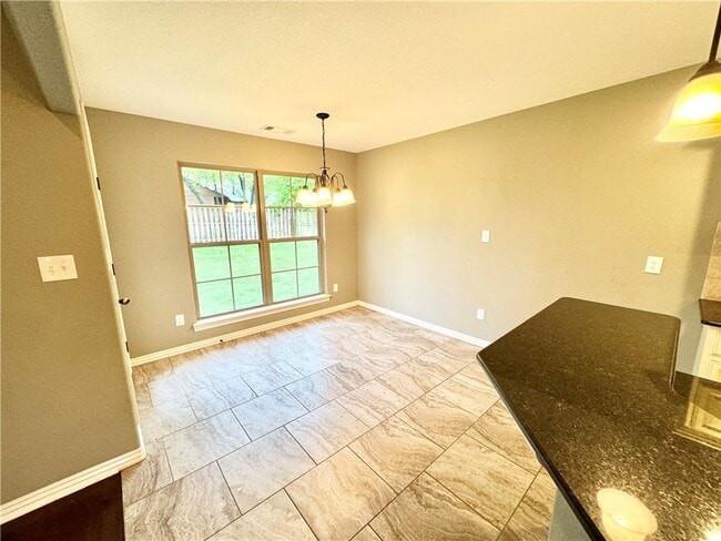 Photo - 430 Carlson St