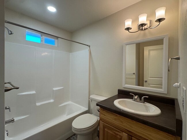 Photo - 1742 Anderson Ave Unit 1742 Anderson Ave