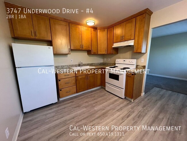 Remodeled Kitchen- Bright Upstairs 2/1 at ... - Remodeled Kitchen- Bright Upstairs 2/1 at ... Apartamento Unidad #4