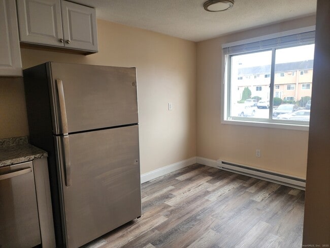 Photo - 552 Shennecossett Rd Unit D50