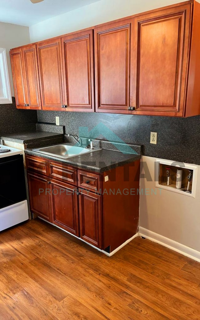 Photo - 2017 Todd St