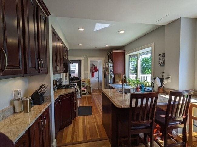 51 Algonquin Rd