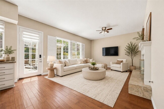 Photo - 56 Turnbury Ln