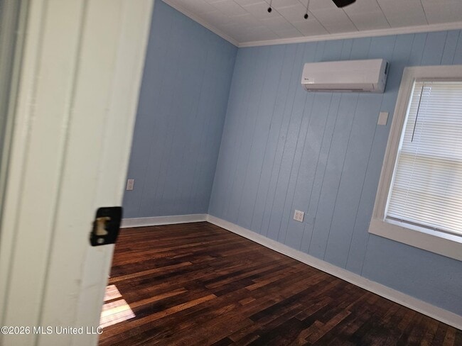 Photo - 1816 Kenmore Dr