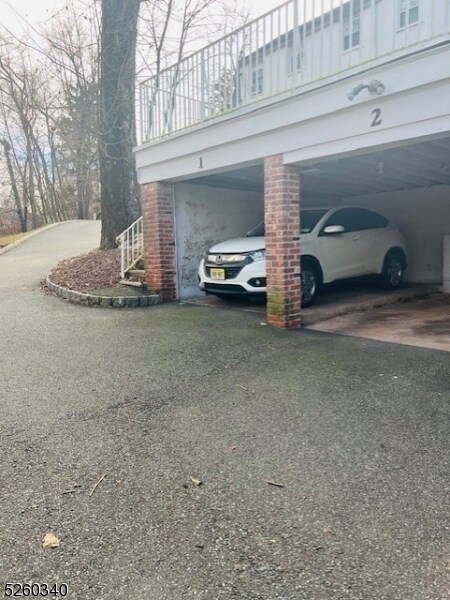 Photo - 7 Beech Spring Dr Unidad 7C