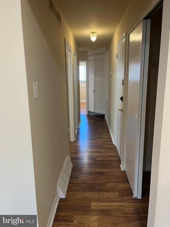 Photo - 2305 Benson St