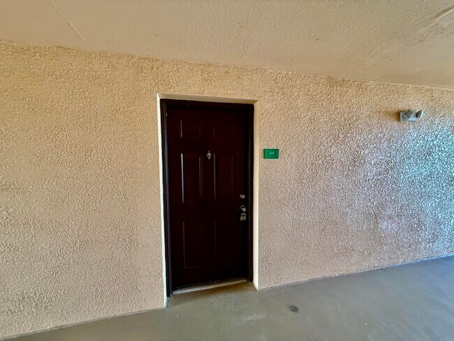 Photo - 271 SW Palm Dr Unit 304