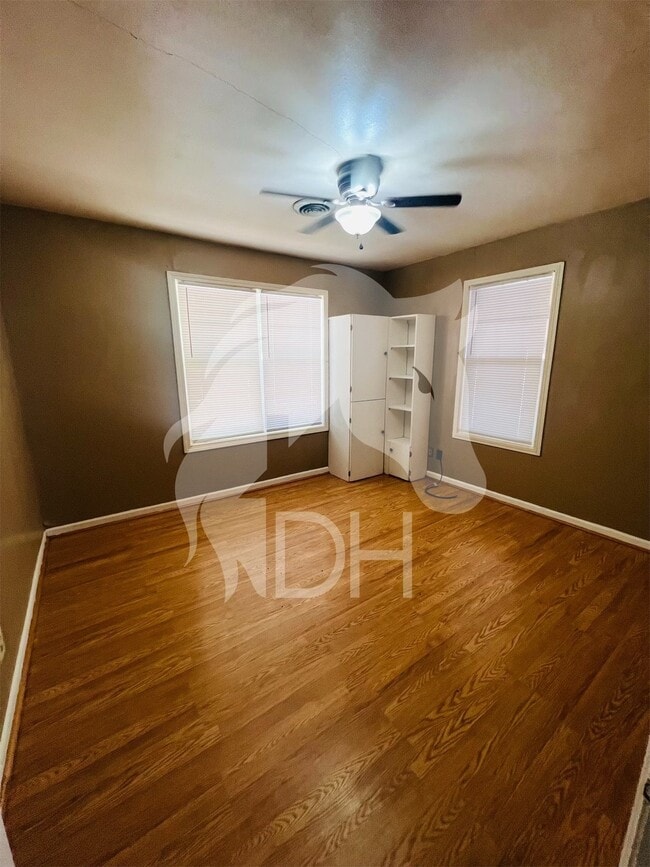 Photo - 1818 N Washington St