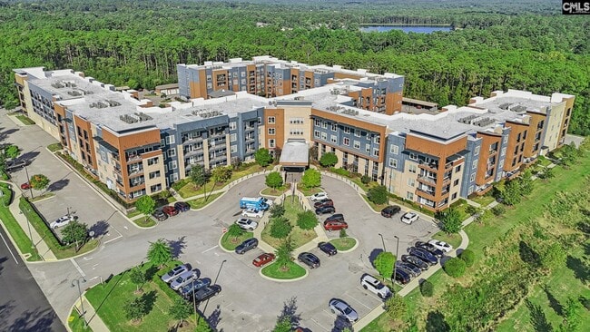 Photo - 440 Town Center Pl