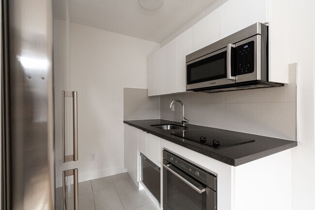 Photo - 263 Russell Hill Rd Unit 206