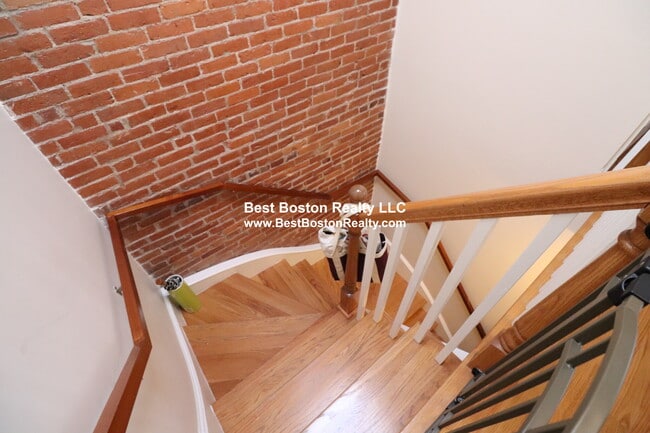 Photo - 9 Marney St Unit 3