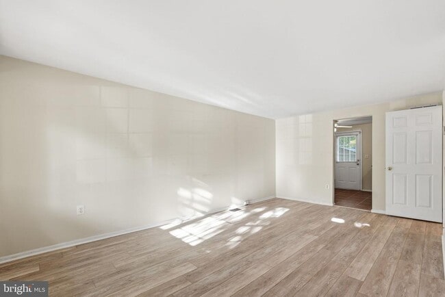 Photo - 129 Bickel Ct