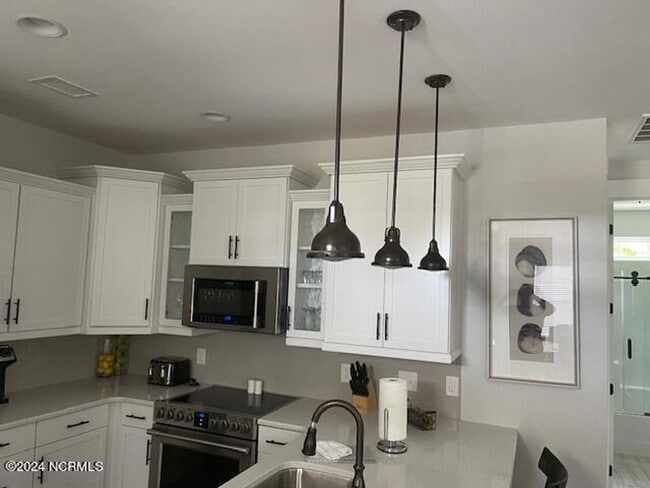 Photo - Fully furnished! Welcome to your dream ren...