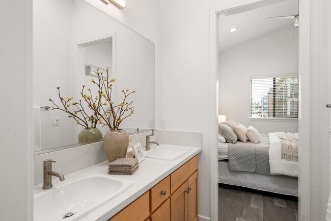 Photo - The Boulevards Unit 2