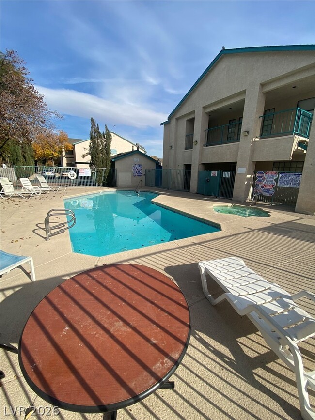 Photo - 5271 S Lindell Rd Unit 202