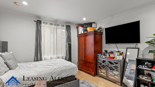 Photo - 24115 Evans Ave