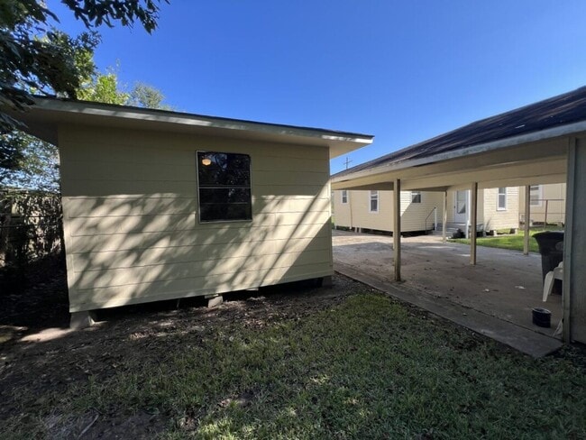 Photo - 2-Bedroom 1-Bath Home on Sunshine Rd!