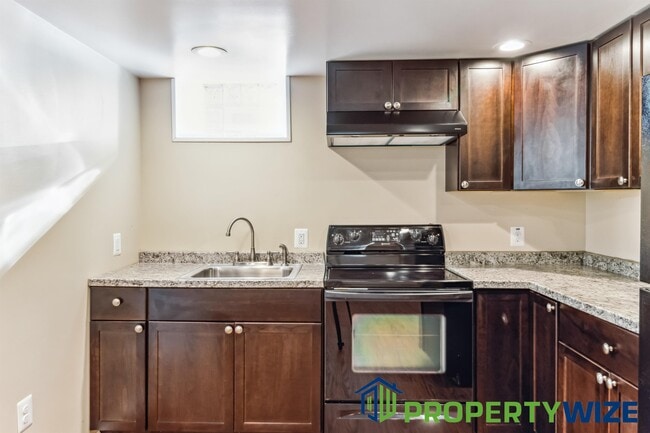516 Beaumont Ave Unidad B