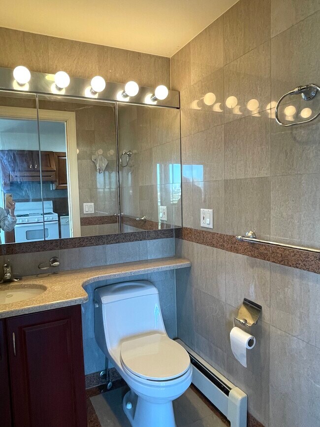 Photo - 4318 Main St Unit 10 a