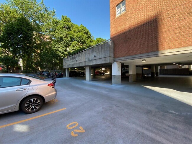 Photo - 931 Massachusetts Ave Unit 903