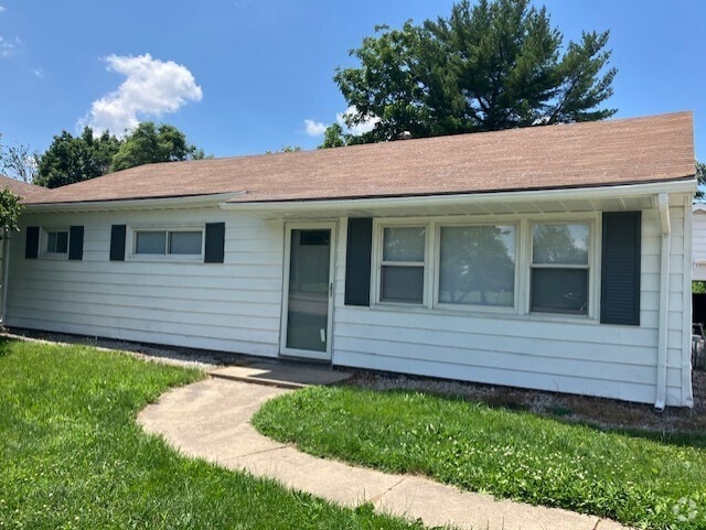 Building Photo - 2017 N Sterling Ave Rental