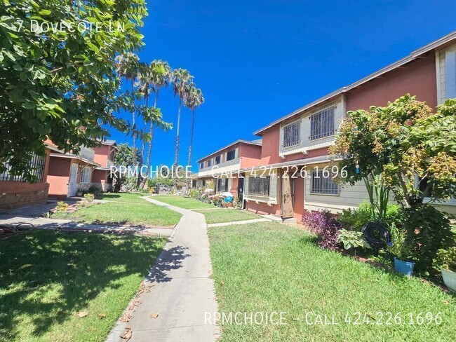 Photo - 7 Dovecote Ln