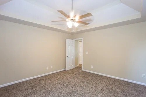 Photo - 163 Madelia Pl
