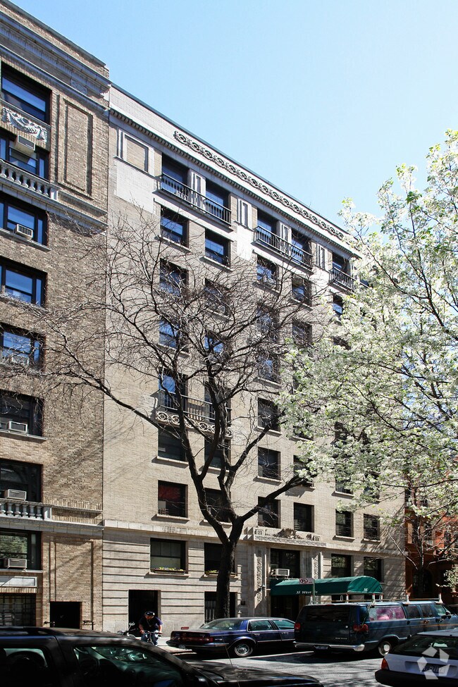 Photo - 35-39 W 82 St