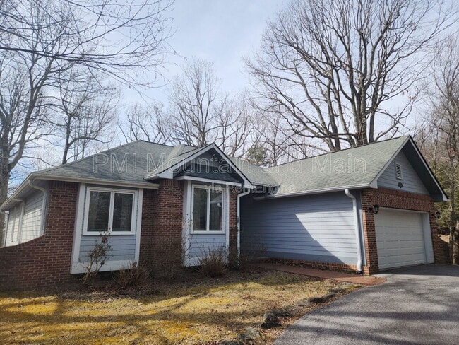 Photo - 4000 Laurel Park Hwy