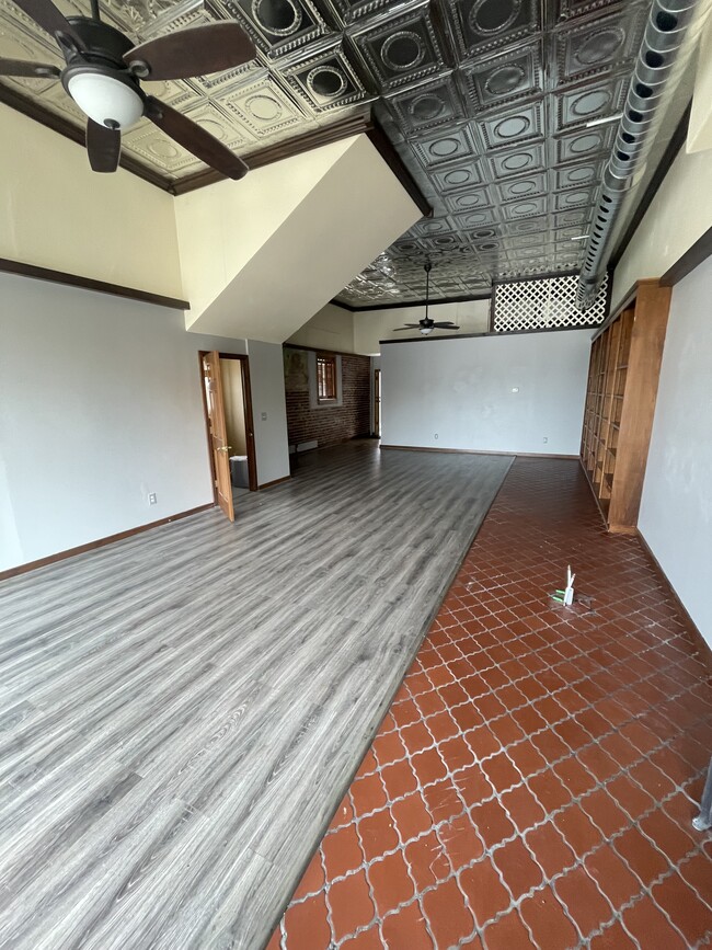 Photo - Sunflower Estate LLC