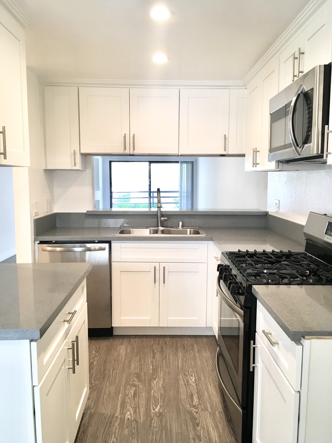 Photo - 1550 Amherst Ave Apartments