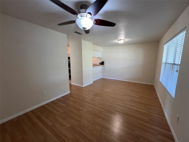 Photo - 2450 Ashdale Dr Condo Unit 223