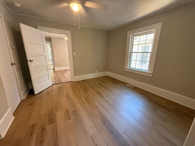 104 Parkview St W Unit B