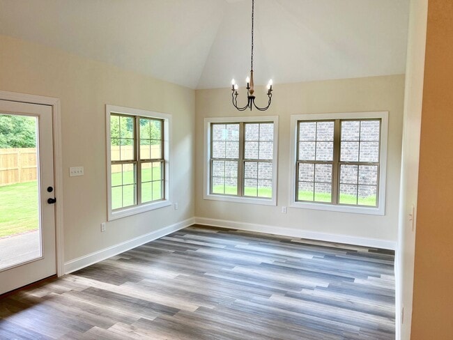 Photo - FOR Rent – 3 Bedroom, 2 Bath!