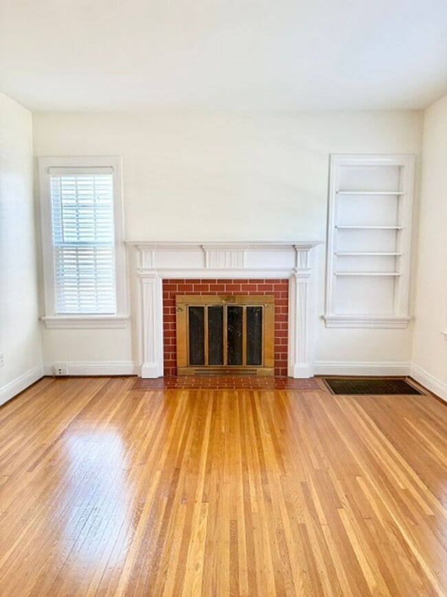 Photo - 2414 Brighton Dr