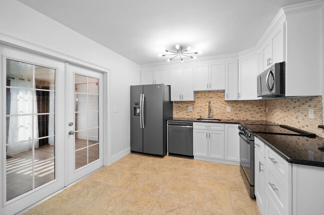 Photo - 11816 Cypress Hill Cir Townhome