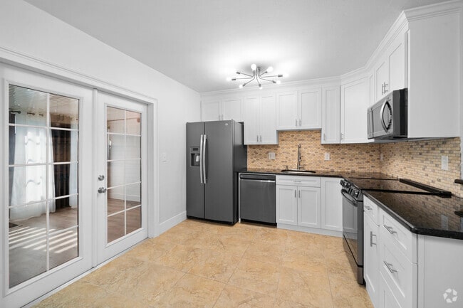 Building Photo - 11816 Cypress Hill Cir Rental