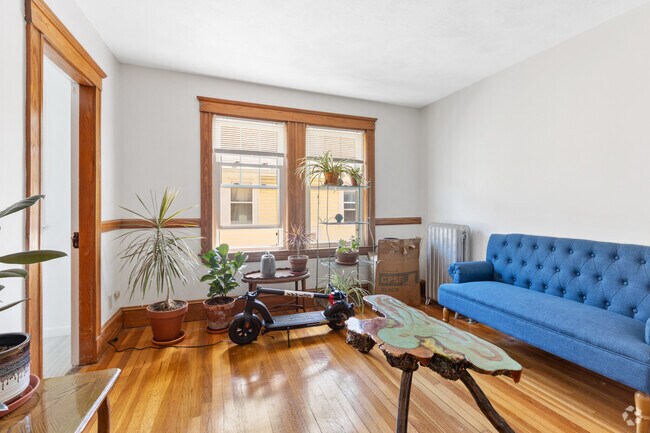 Building Photo - 27 Murray Hill Rd Unit 2 Rental