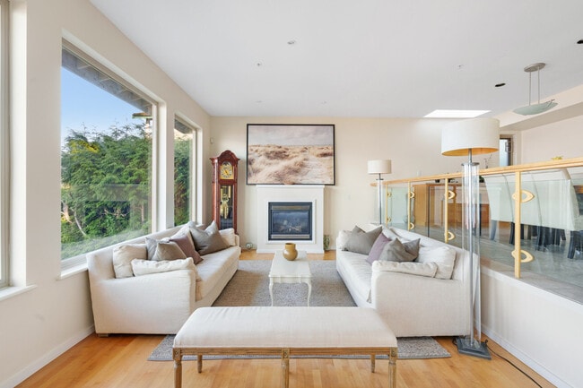 Photo - 2603 Wall St Unit ID1309466P