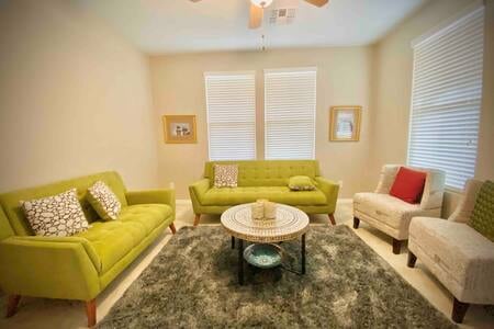 Photo - 2426 N 161st Ave