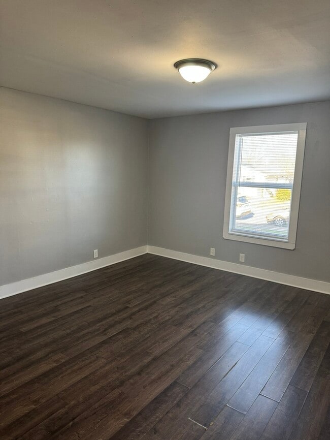 Photo - 1609 17th Ave N