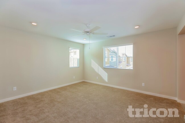 Photo - 31669 Rosetta St