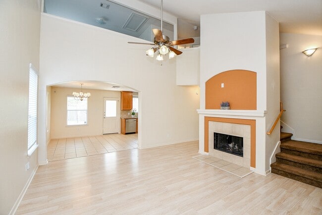 Photo - 1905 Creek Run Dr