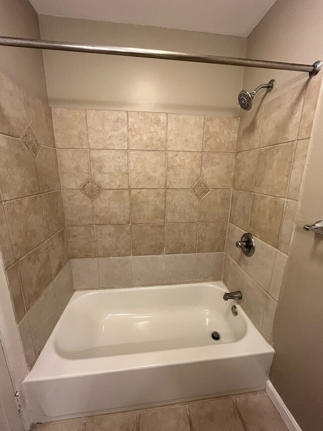 Photo - 6814 Thomas Blvd