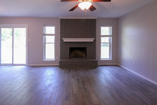Photo - Freshly Remodeled & Ready For You To Call Home!