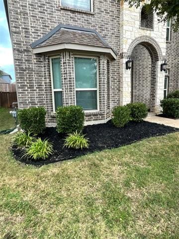 Building Photo - 1221 Hoyt Dr Rental