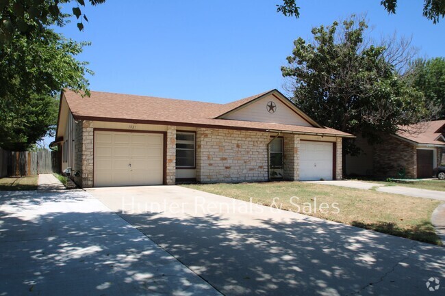 Building Photo - Awesome Duplex! Rental