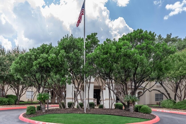 Valor Hill Apartments