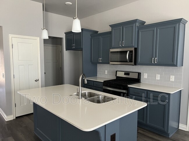 Photo - 13421 Watson Dr